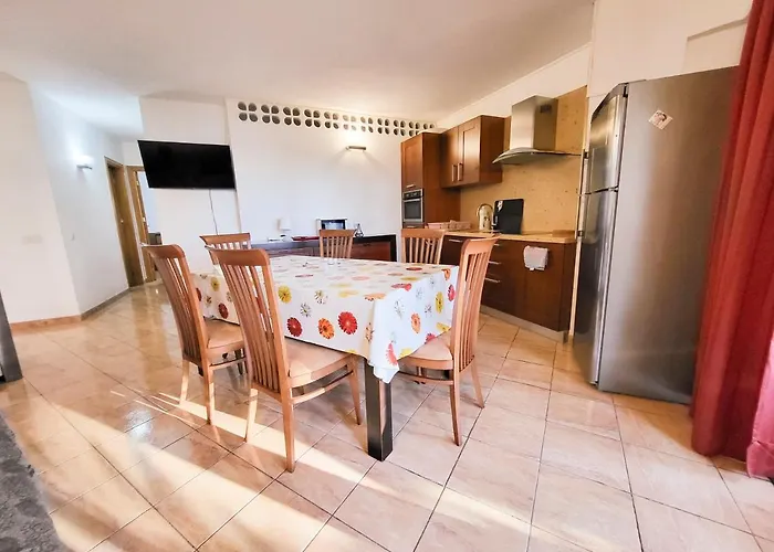 Parque Royale 1 阿德耶